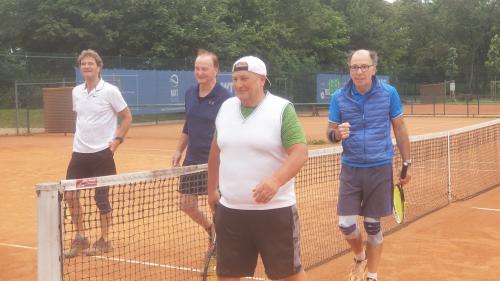 Andernacher ü65 Tennisvereinsderby endet Unentschieden